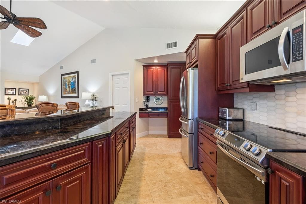 6104 Deer RUN, FORT MYERS FL 33908-15