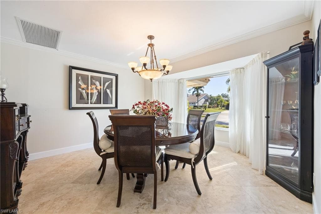 6104 Deer RUN, FORT MYERS FL 33908-9