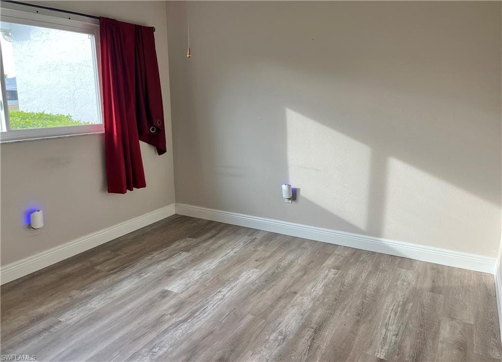 6986 Winkler RD, FORT MYERS FL 33919-13