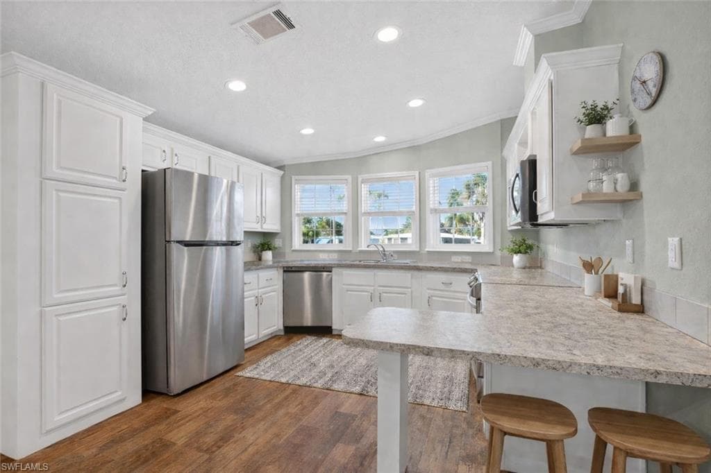 516 Menton LN, NAPLES FL 34112-11