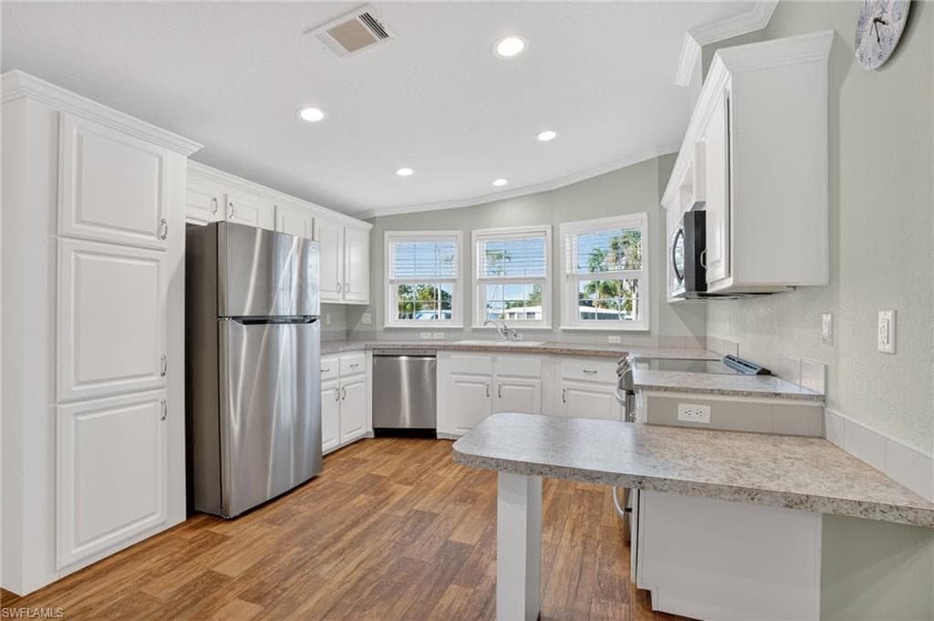 516 Menton LN, NAPLES FL 34112-10