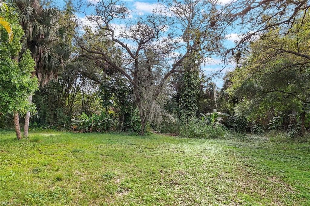 28038 E Brook CIR, BONITA SPRINGS FL 34135-1