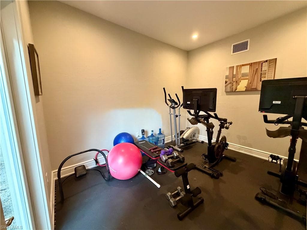 1334 Barcelona AVE, FORT MYERS FL 33901-10