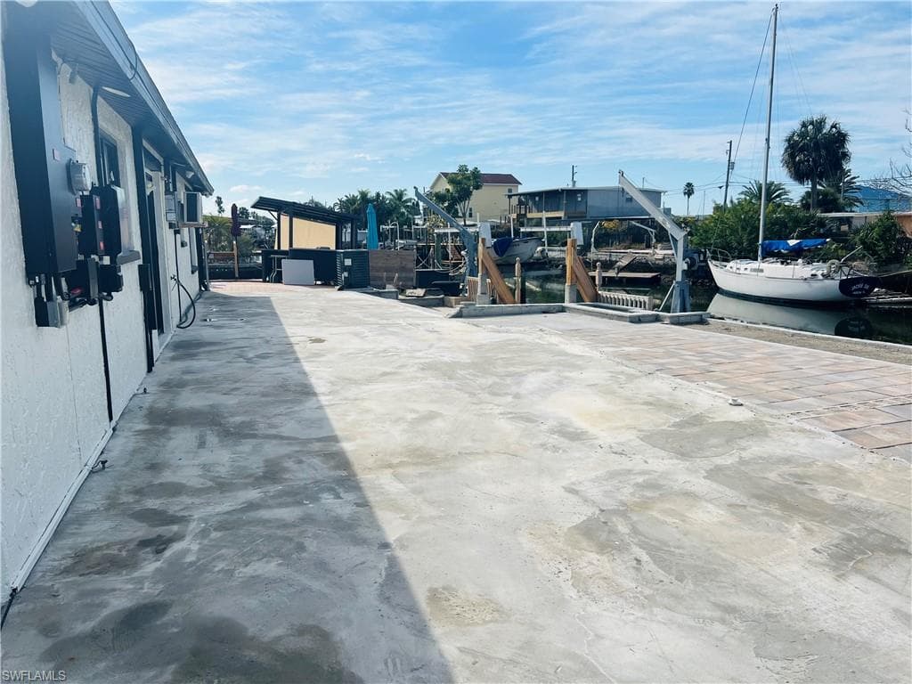 6712 Sea Ranch DR, HUDSON FL 34667-5