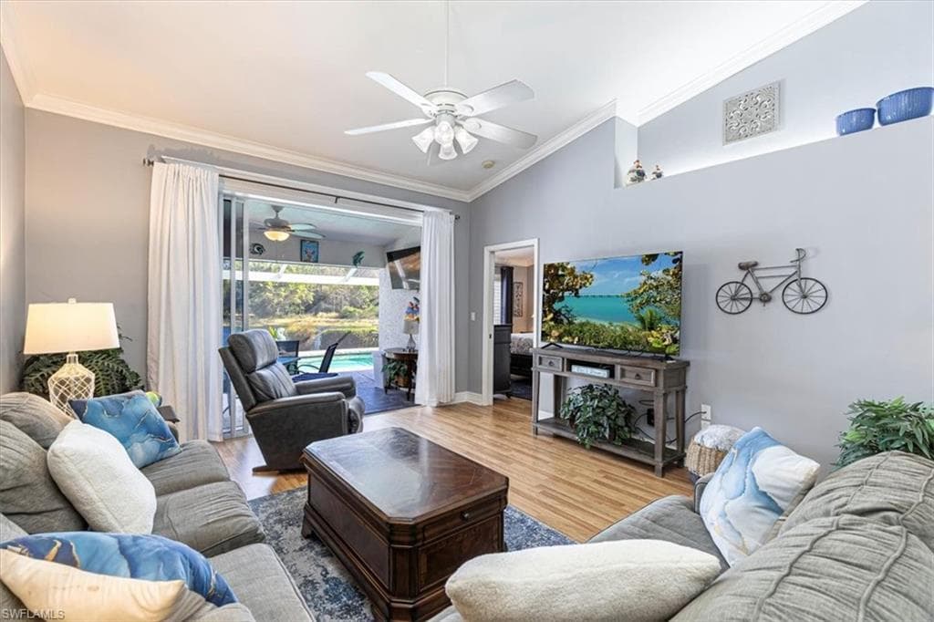 5474 Whitten DR # 12, NAPLES FL 34104-23