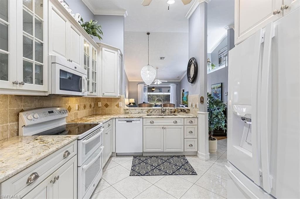 5474 Whitten DR # 12, NAPLES FL 34104-14