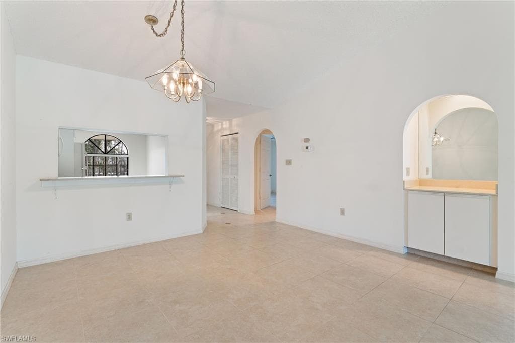 805 Augusta BLVD # 6, NAPLES FL 34113-21