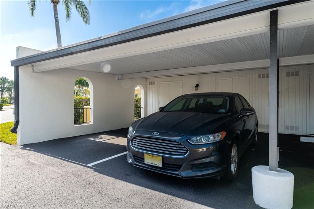 805 Augusta BLVD # 6, NAPLES FL 34113-32