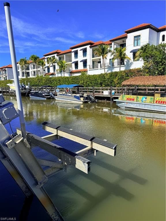 1575 Curlew AVE W # 1, NAPLES FL 34102-4
