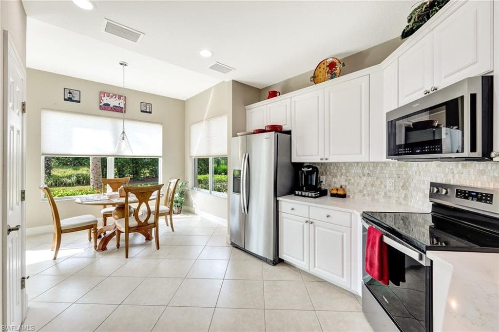 9193 Quartz LN # 102, NAPLES FL 34120-13