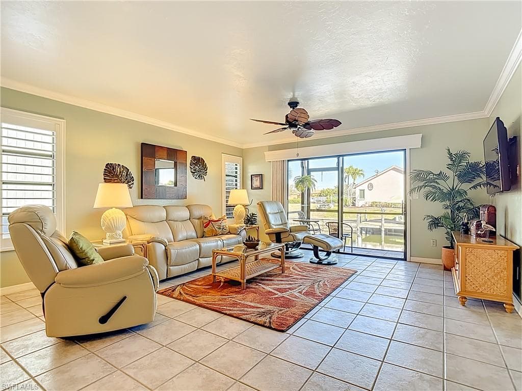 4817 SW 8th PL # 101, CAPE CORAL FL 33914-6