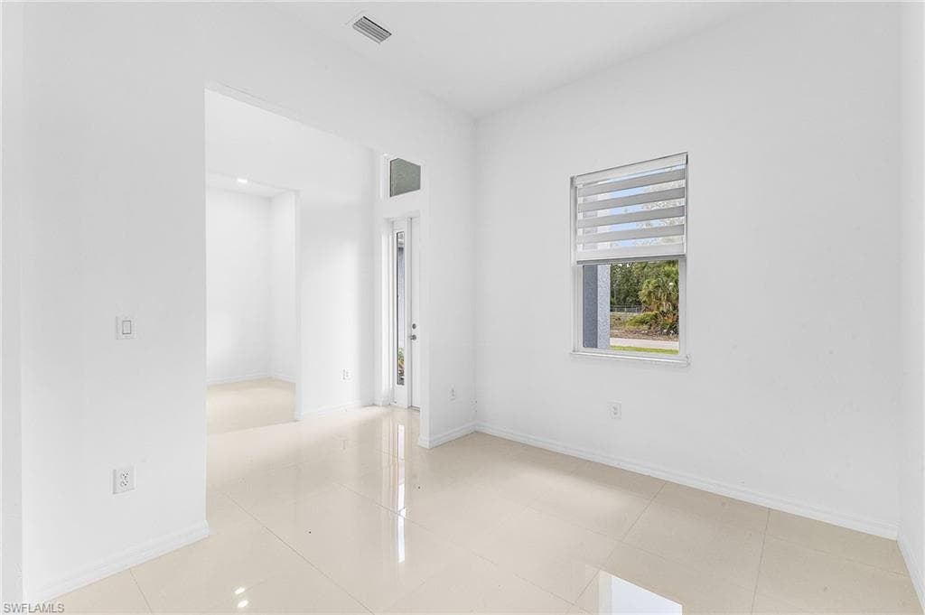 1606 Euclid AVE, LEHIGH ACRES FL 33972-5