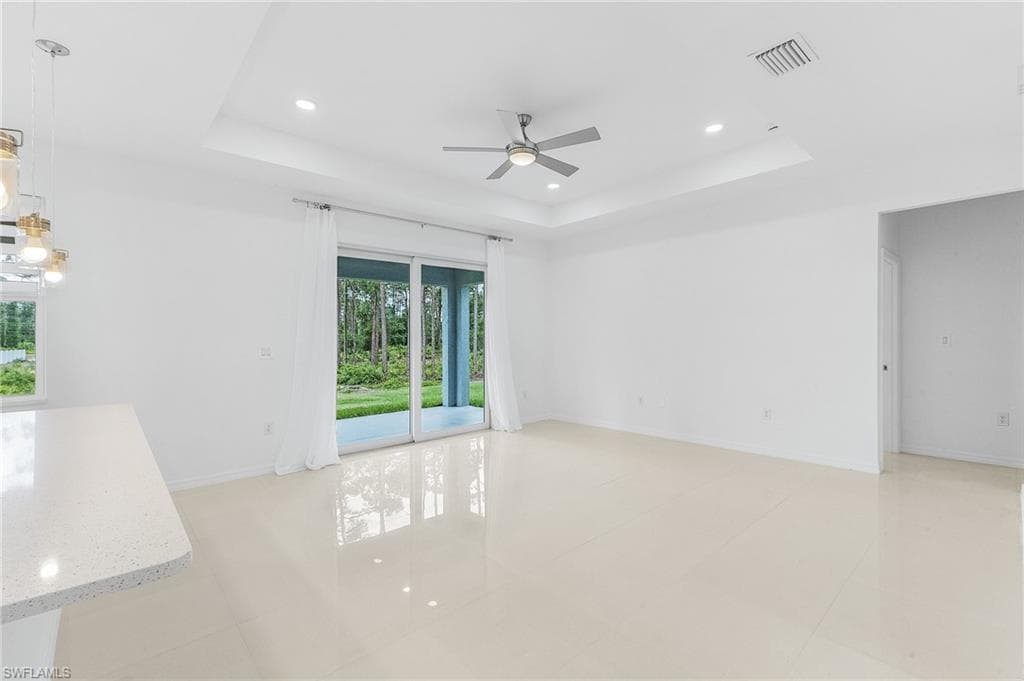 1606 Euclid AVE, LEHIGH ACRES FL 33972-11