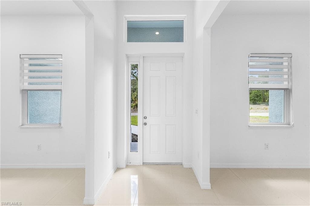 1606 Euclid AVE, LEHIGH ACRES FL 33972-3