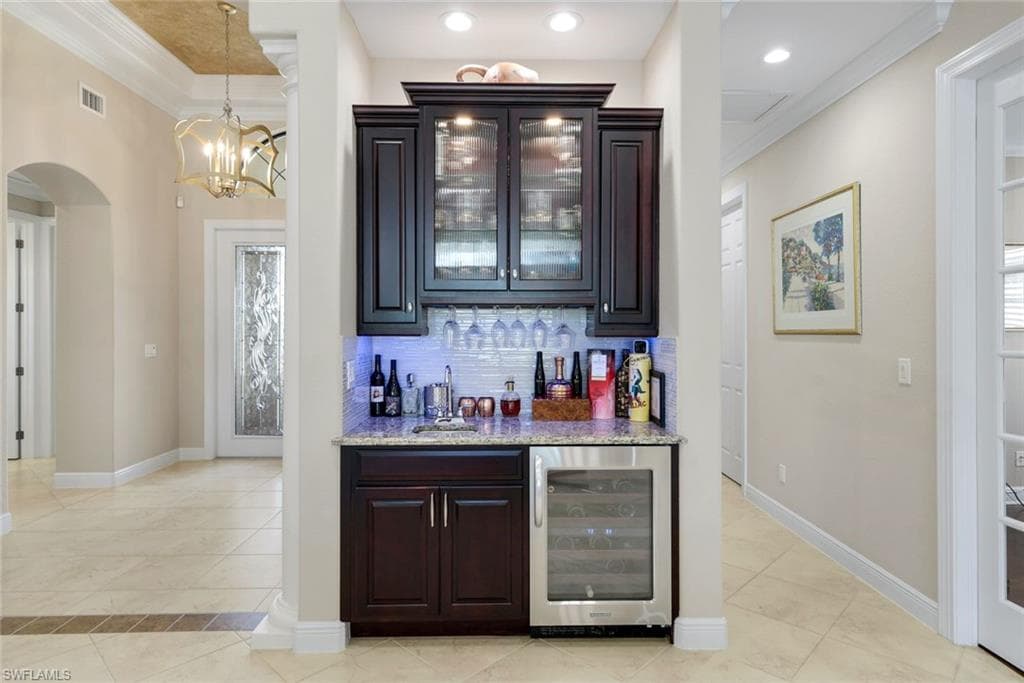 23248 Salinas WAY, BONITA SPRINGS FL 34135-16