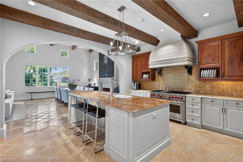 16469 Celebrita CT, NAPLES FL 34110-21