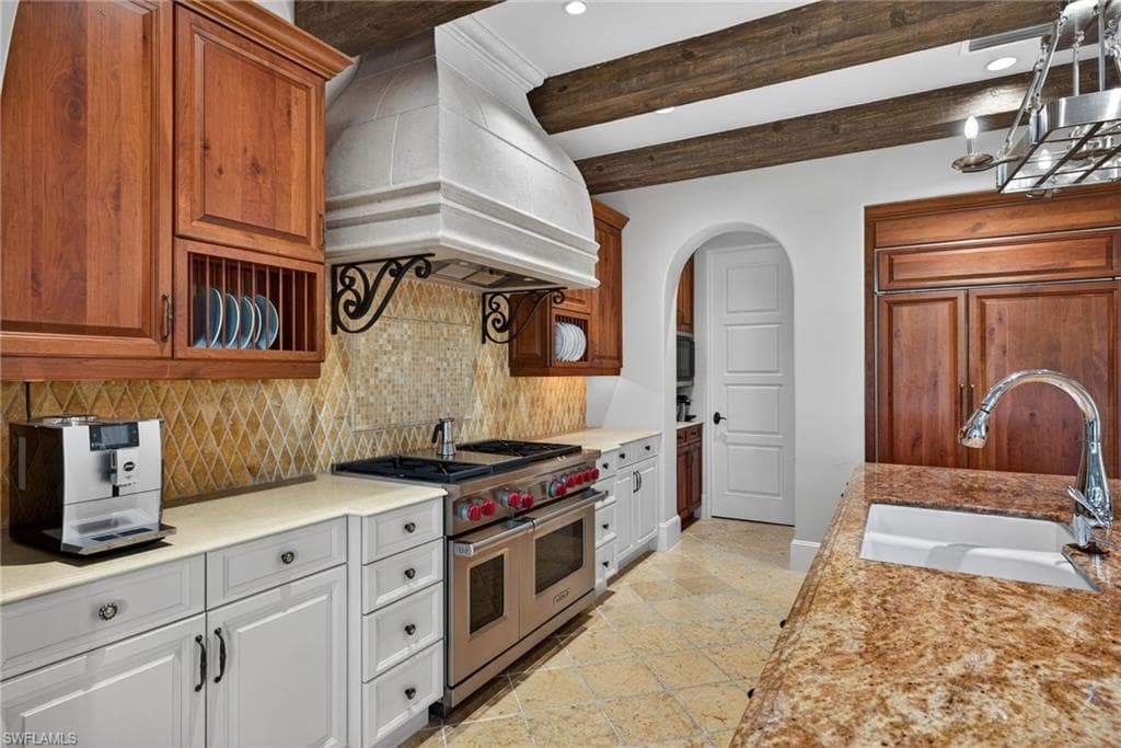 16469 Celebrita CT, NAPLES FL 34110-20