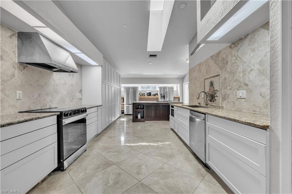 3694 Crandon RD, NORTH PORT FL 34286-11