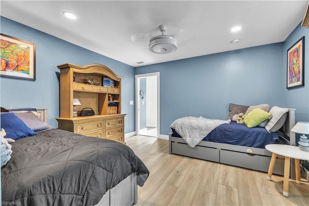 3694 Crandon RD, NORTH PORT FL 34286-38