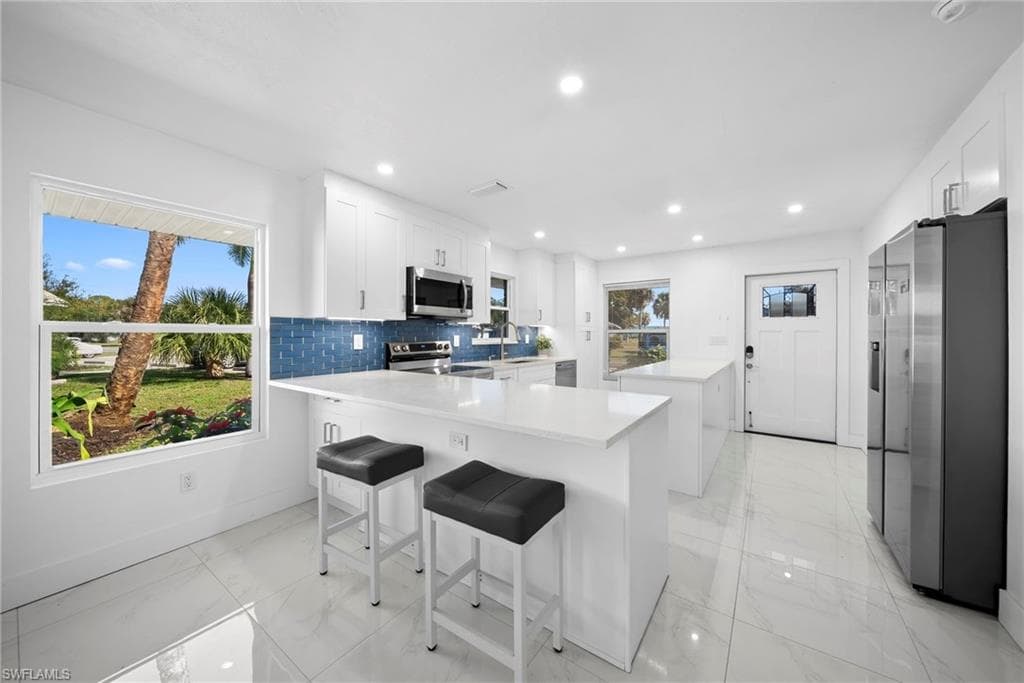 2858 Arbutus ST # F1, NAPLES FL 34112-2