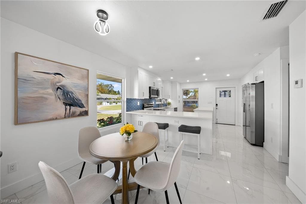 2858 Arbutus ST # F1, NAPLES FL 34112-4