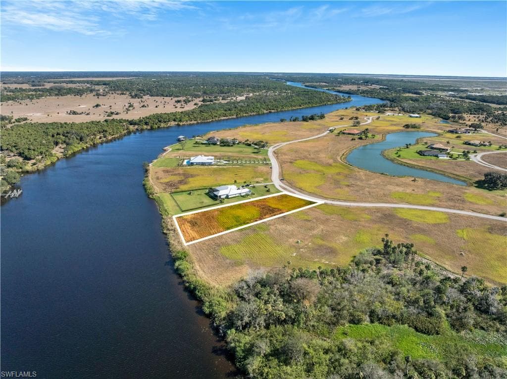 2110 Silk Bay BLVD, ALVA FL 33920-4