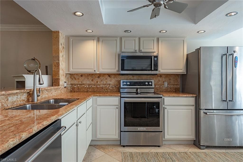 800 Misty Pines CIR # H102, NAPLES FL 34105-3