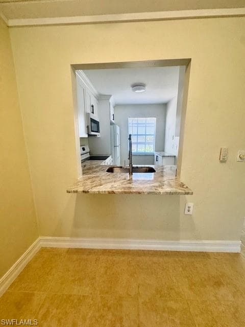 9313 Lennex LN, FORT MYERS FL 33919-5