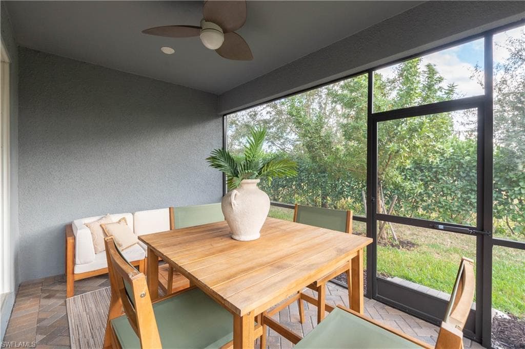 10313 Bonavie Cove DR-25