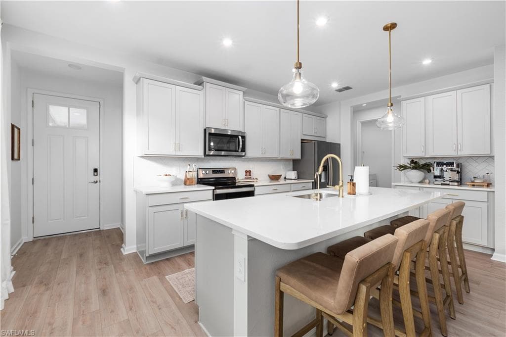 10313 Bonavie Cove DR-3