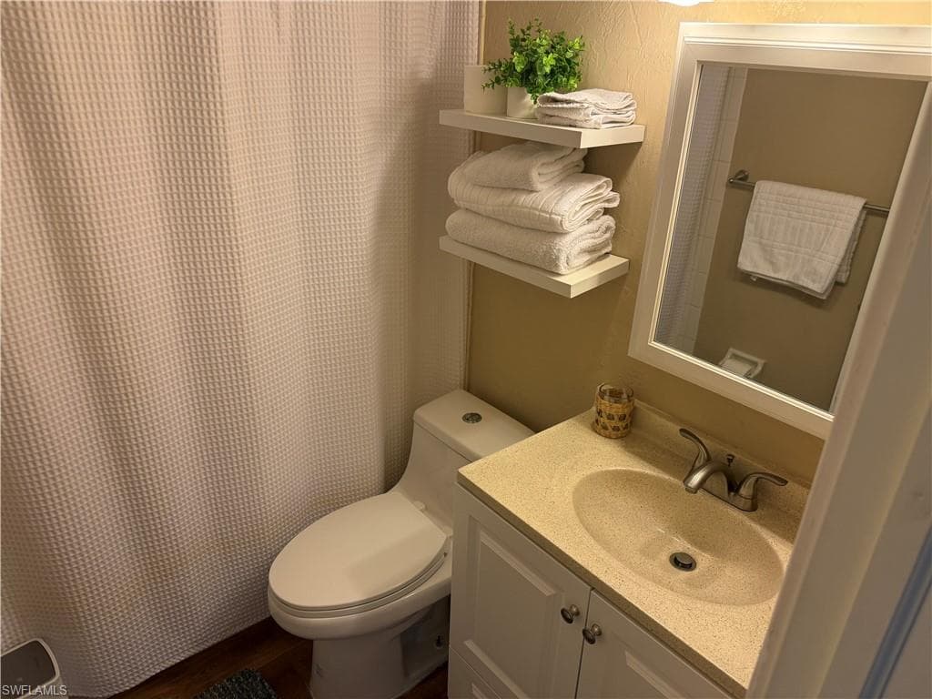 2855 Van Buren AVE-13