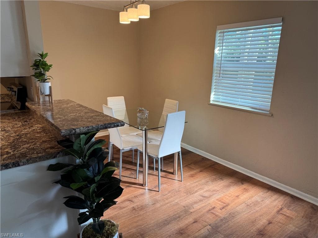 2855 Van Buren AVE-3
