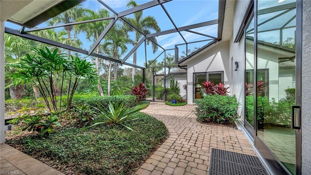 11238 Five Oaks LN, NAPLES FL 34120-28