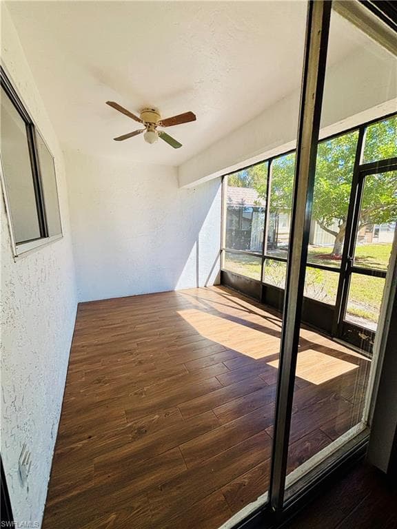 9303 Lennox LN, FORT MYERS FL 33919-13