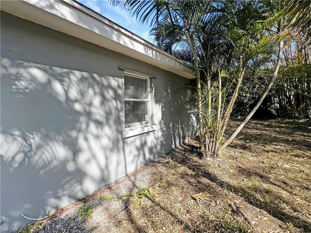 1918 Grace AVE, FORT MYERS FL 33901-30