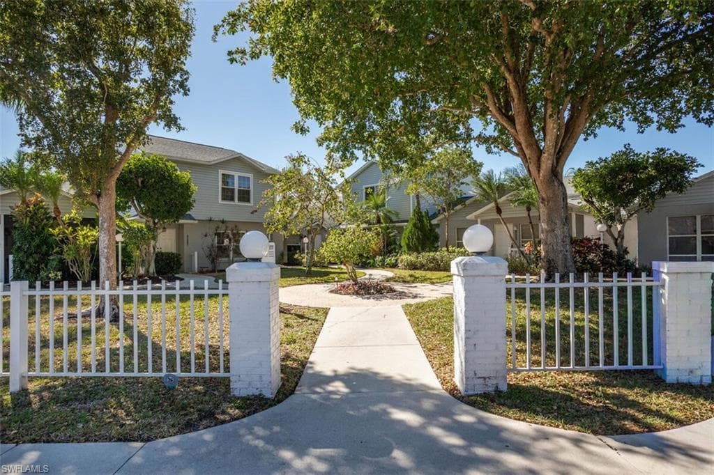14474 Lakewood Trace CT, FORT MYERS FL 33919-5