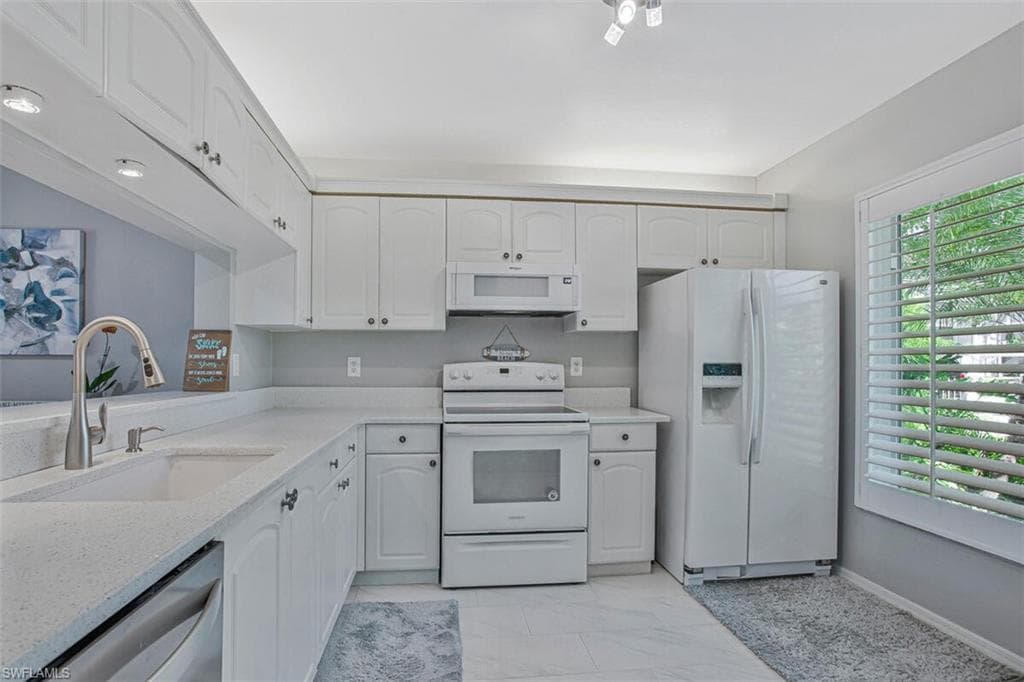 14474 Lakewood Trace CT, FORT MYERS FL 33919-24