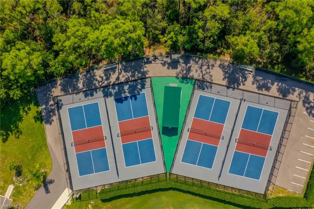 20686 Dennisport LN, NORTH FORT MYERS FL 33917-37