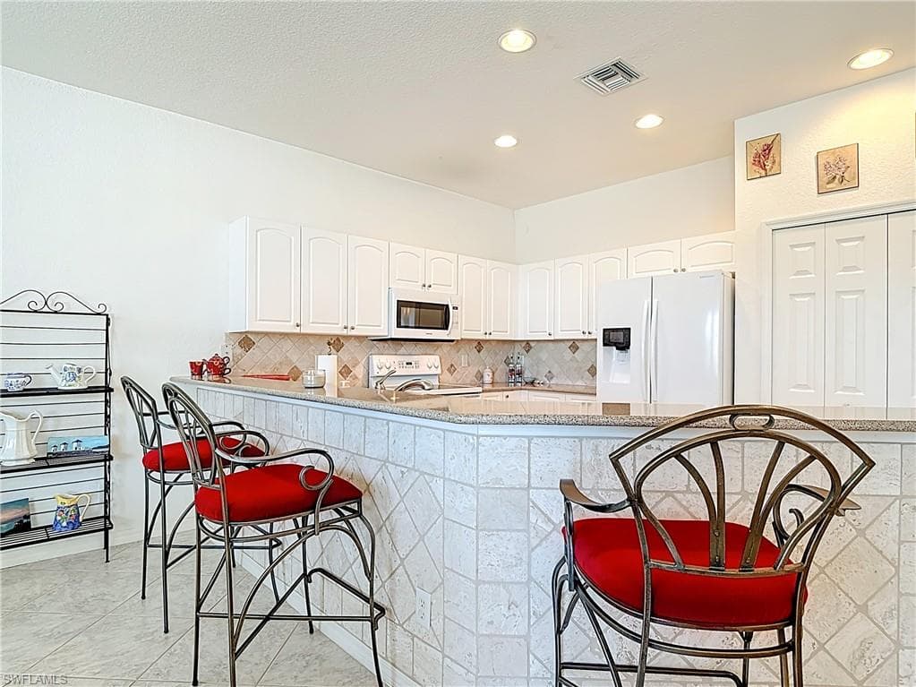 20716 Tisbury LN, NORTH FORT MYERS FL 33917-17