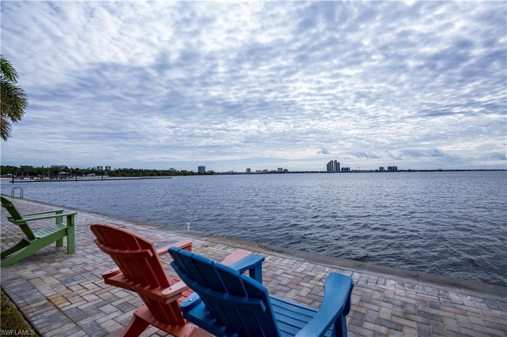 3324 N Key DR # 8, NORTH FORT MYERS FL 33903-45