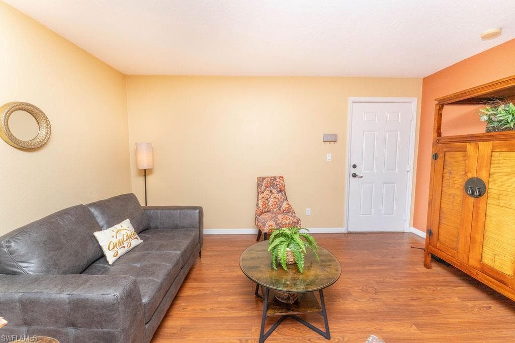 3344 N Key DR # 6, NORTH FORT MYERS FL 33903-20