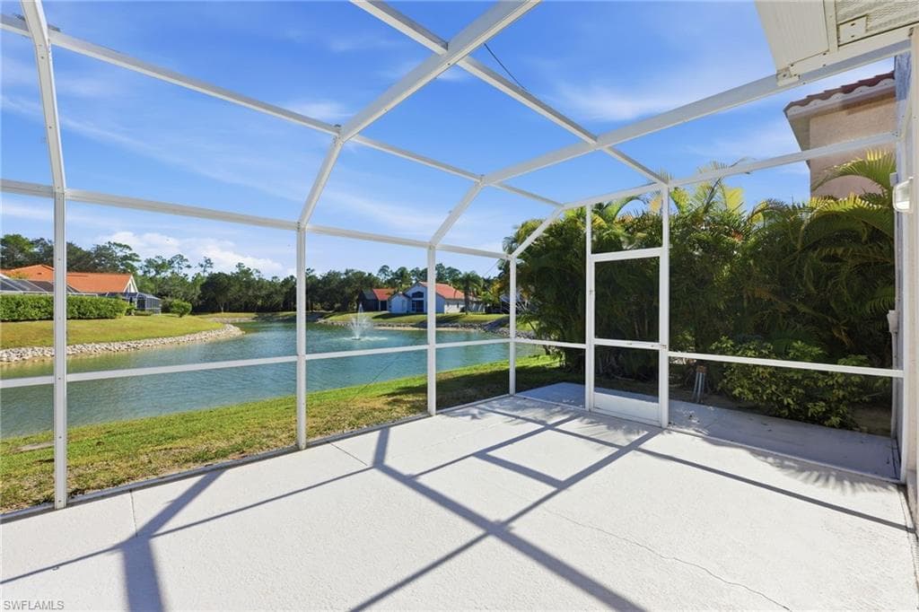 196 Sabal Lake DR, NAPLES FL 34104-18