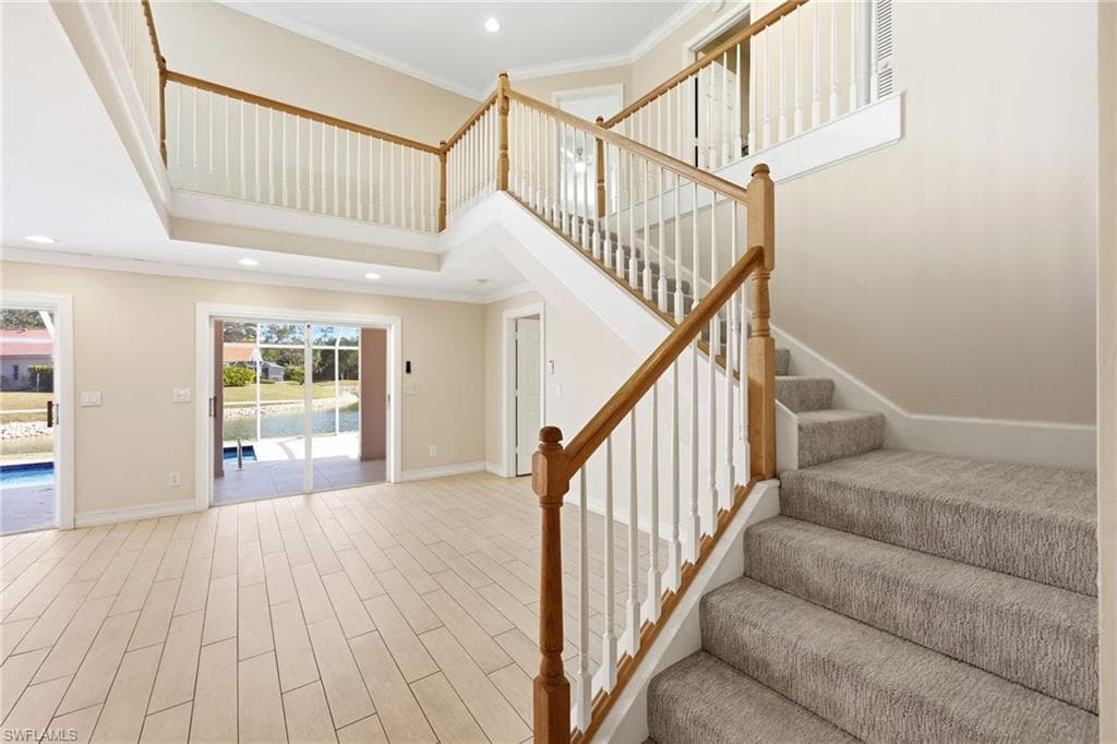 196 Sabal Lake DR, NAPLES FL 34104-24