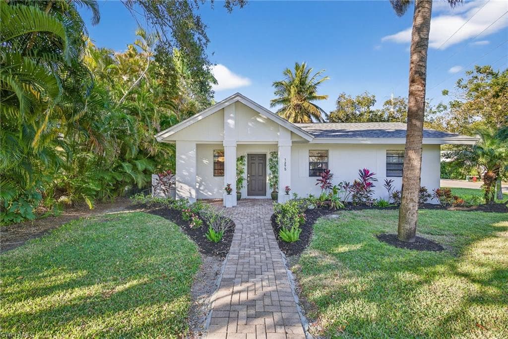 1275 8TH AVE N-22