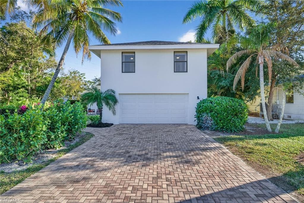 1275 8TH AVE N-23