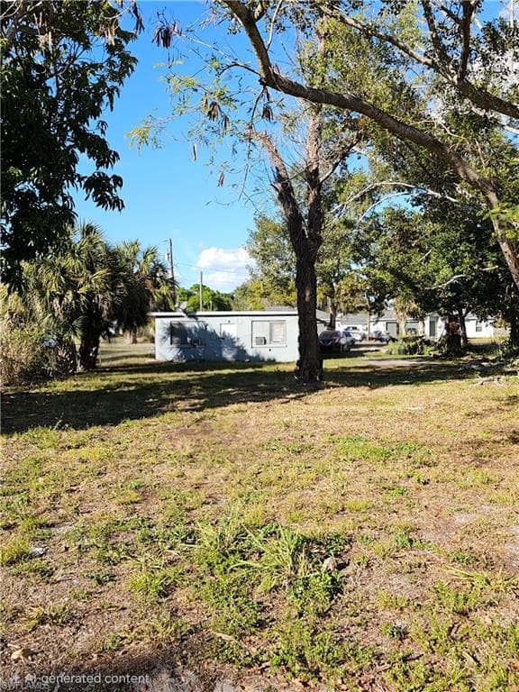 3966 Madison AVE, FORT MYERS FL 33916-1