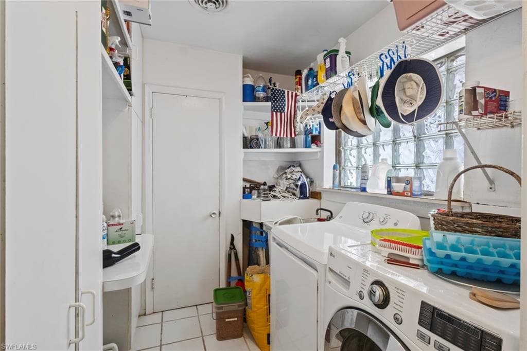1348 Alcazar AVE-24