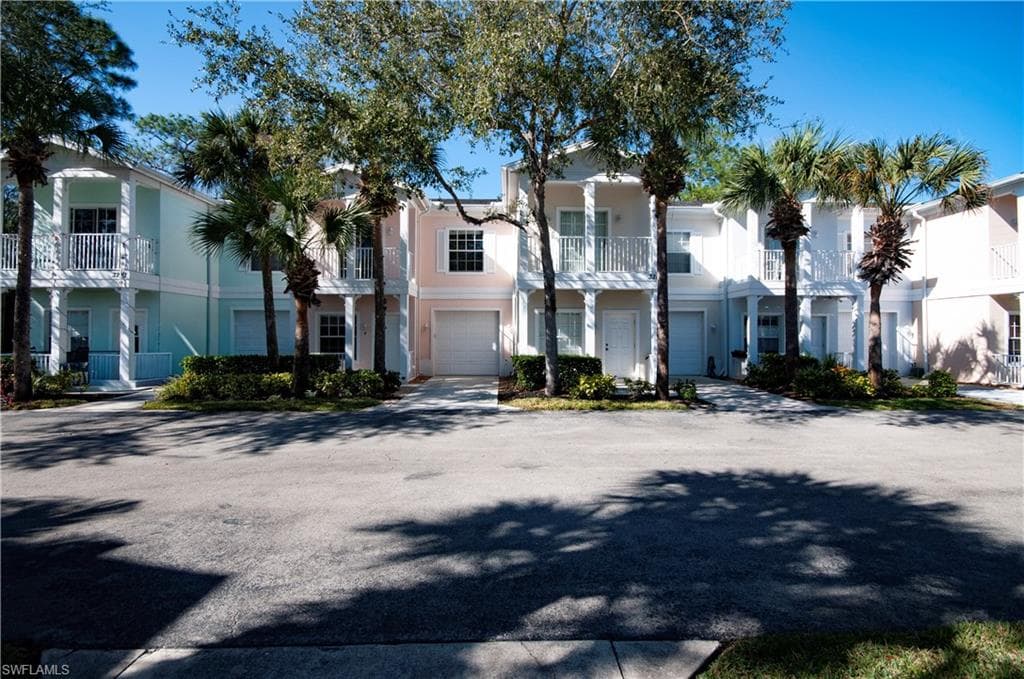 3281 Lindsey LN 4-29