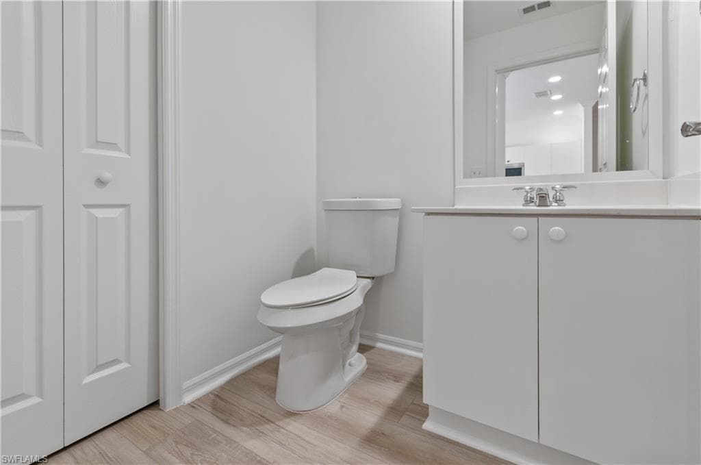 3281 Lindsey LN 4-13