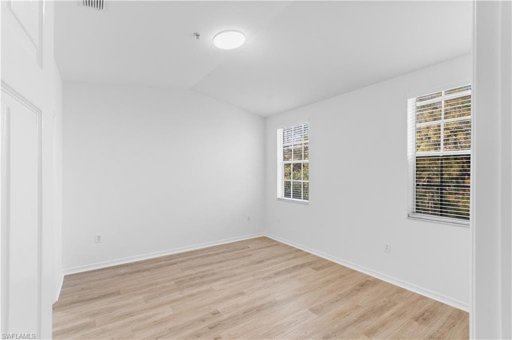 3281 Lindsey LN 4-18